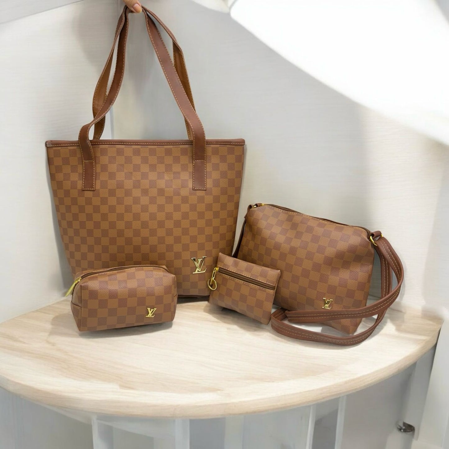 Set Elegante LV – Bolso de Mano y Accesorios