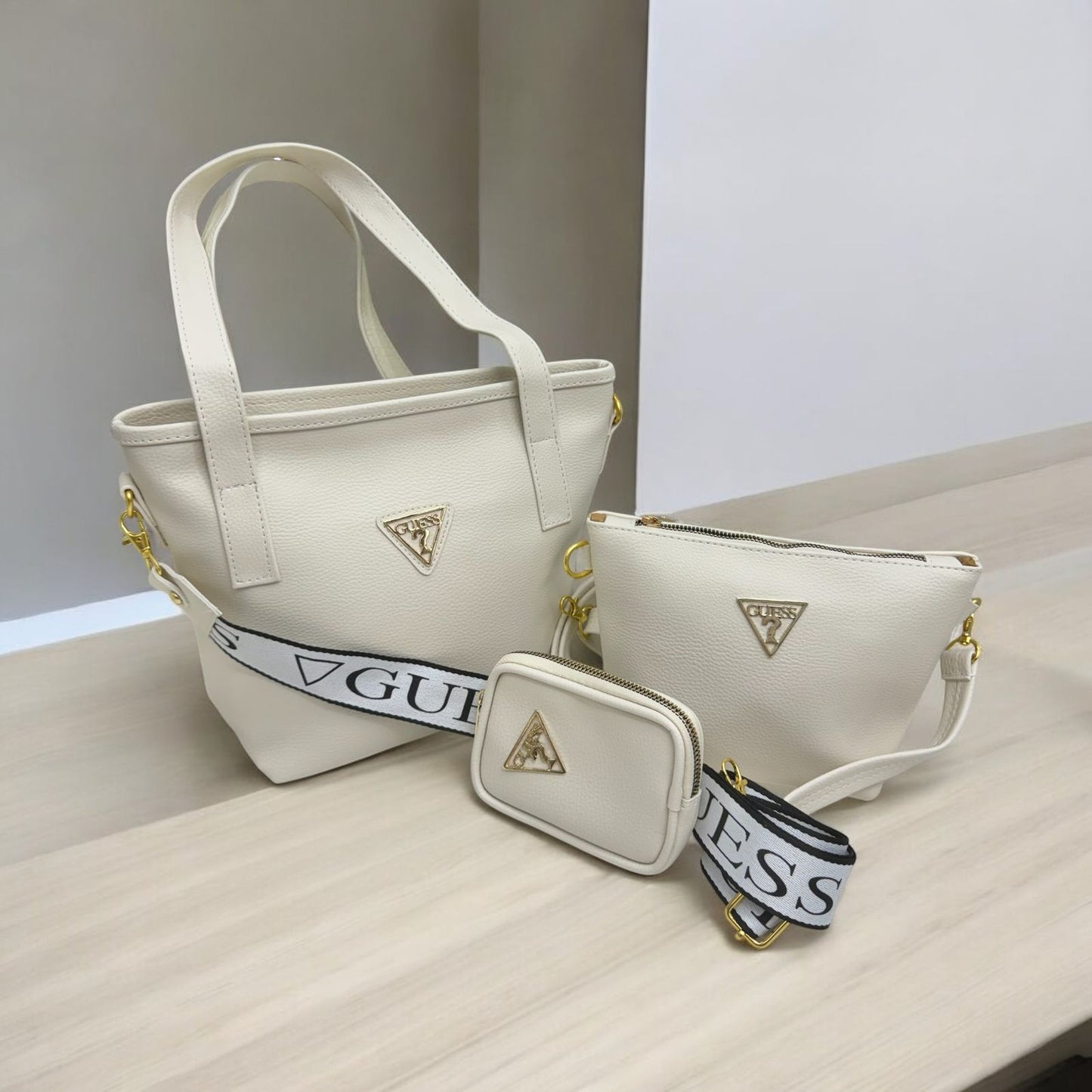 Nuevo Bolso Dama - Guess (Trio)